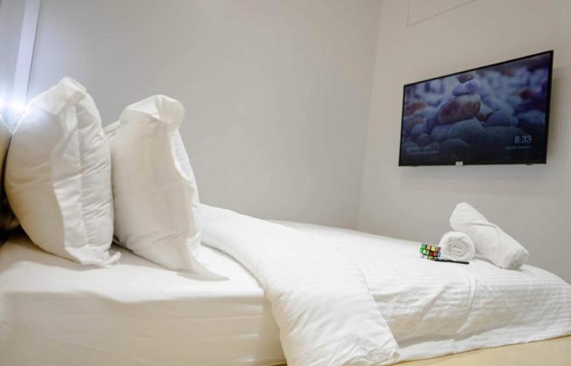 Radlett Residences Hotel - Tuguegarao Extérieur photo