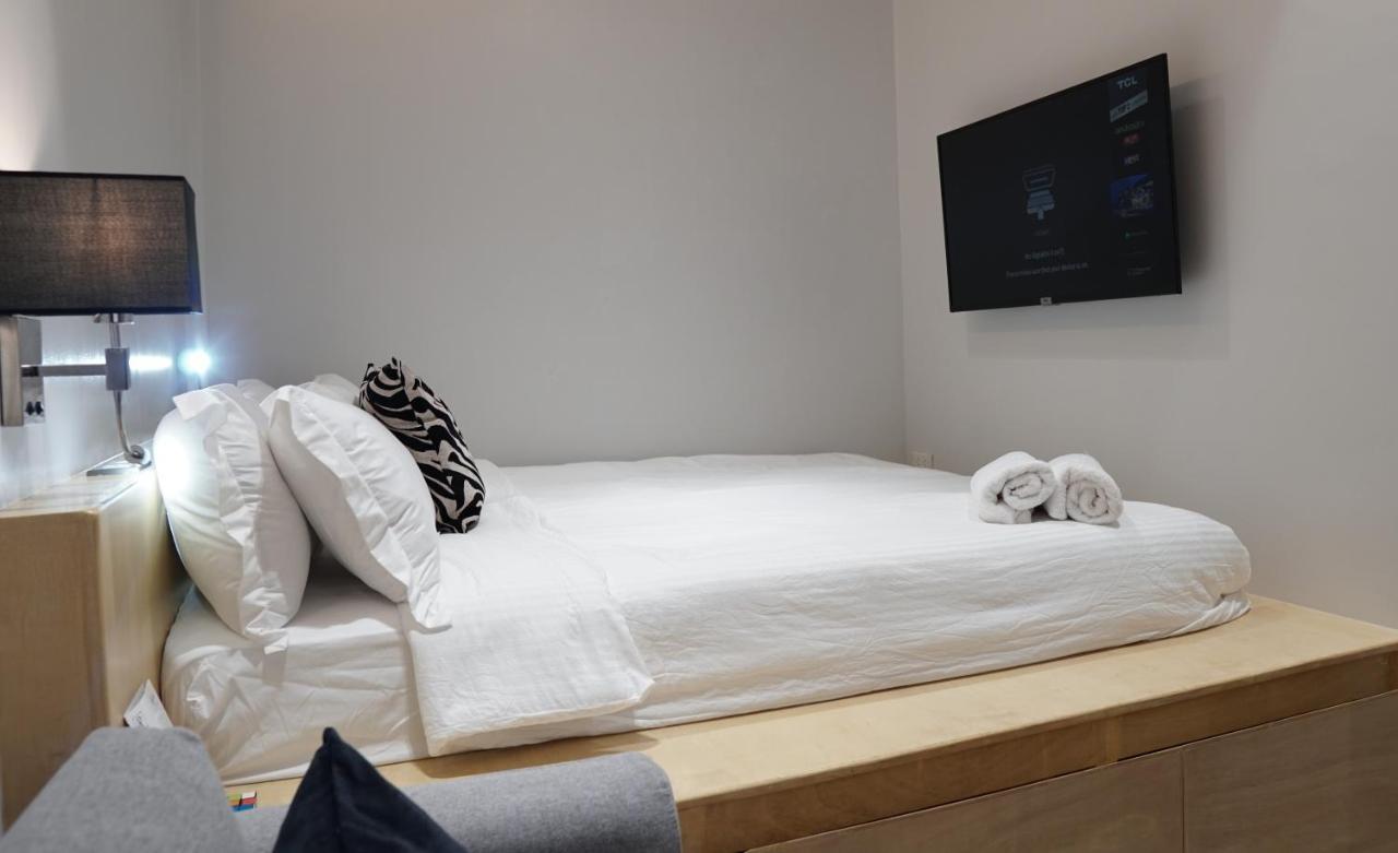 Radlett Residences Hotel - Tuguegarao Extérieur photo